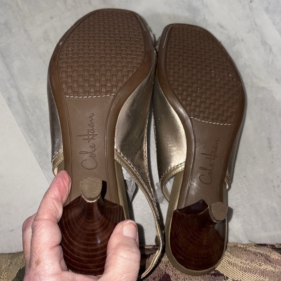 Cole Haan  open to sling back shoes
Sandals heels  Gold patent/gold leather NWOT - Picture 8 of 11